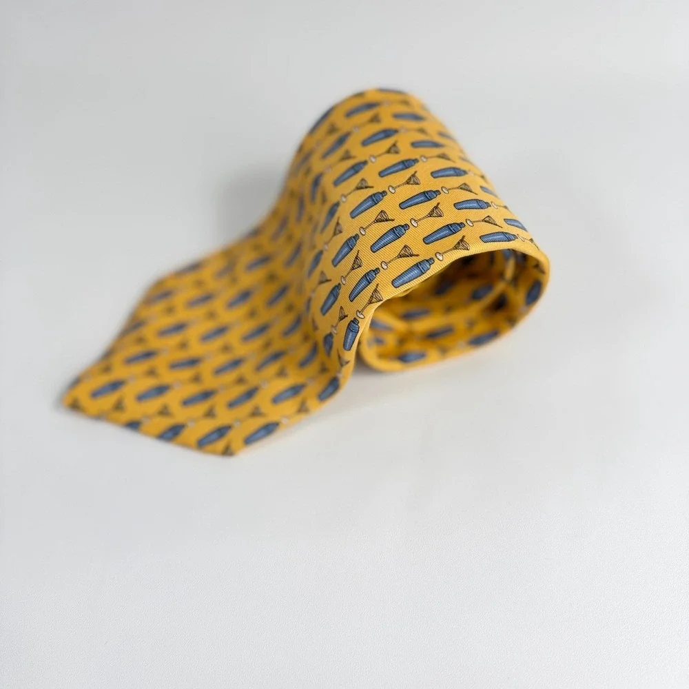 Brooks Brothers Makers Tie Silk Printed In Italy Yellow Martini Shaker Necktie